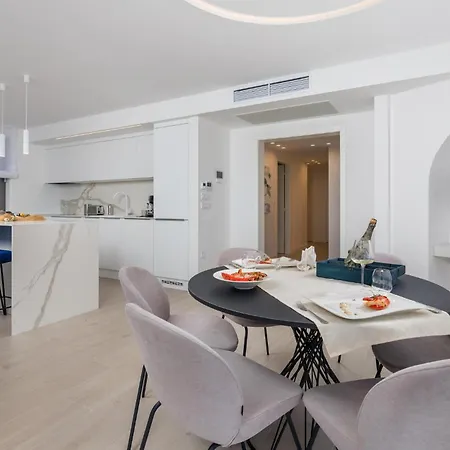 Apartment Stunning In Krk With House Sea View *