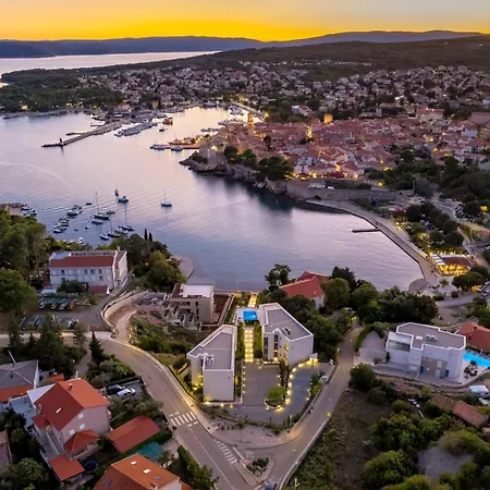 Apartment Stunning In Krk With House Sea View *