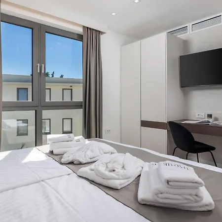 Apartment Stunning In Krk With House Sea View *