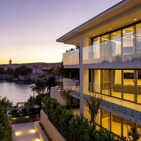 아파트 Awesome In Krk With Wifi 크르크