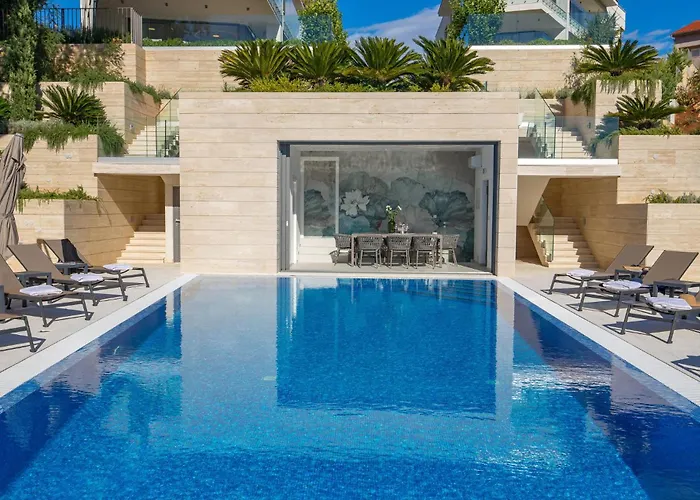 아파트 Awesome In Krk With Wifi