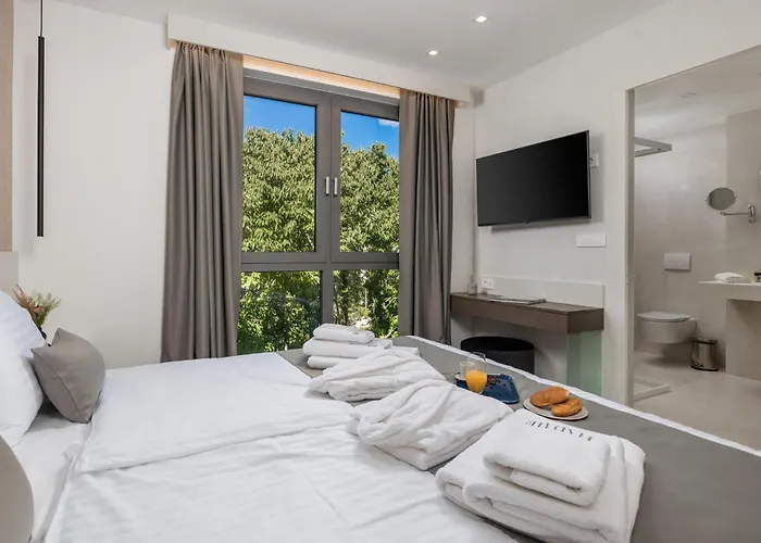 Awesome In Krk With Wifi 아파트 크르크