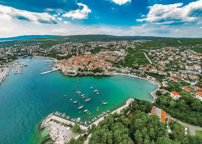 아파트 Awesome In Krk With Wifi