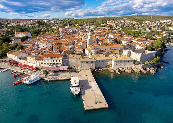 아파트 Awesome In Krk With Wifi *