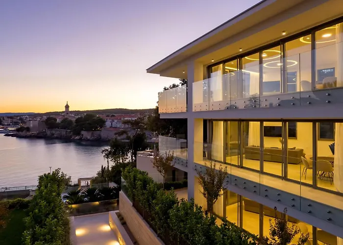 아파트 Awesome In Krk With Wifi 크르크